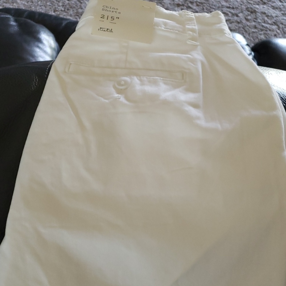 Shorts - Picture 2 of 2
